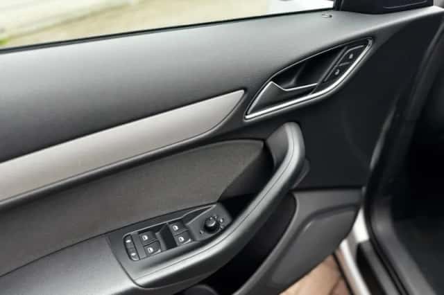 Audi Q3 (2014) thumbnail 18