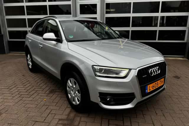 Audi Q3 (2014) thumbnail 3