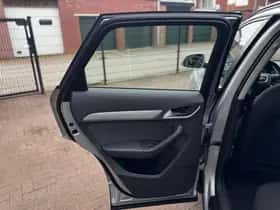 Audi Q3 (2014) thumbnail 24