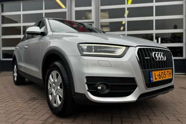 Audi Q3 (2014) thumbnail 4