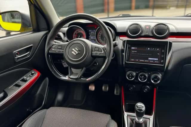Suzuki Swift (2018) thumbnail 19