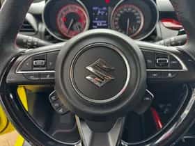 Suzuki Swift (2018) thumbnail 21