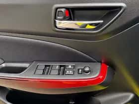 Suzuki Swift (2018) thumbnail 30