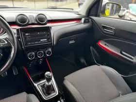 Suzuki Swift (2018) thumbnail 31