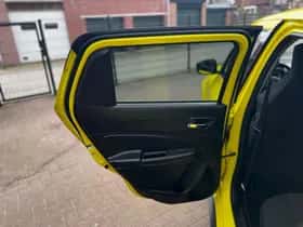 Suzuki Swift (2018) thumbnail 32