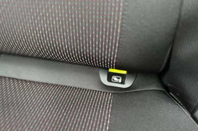 Suzuki Swift (2018) thumbnail 34