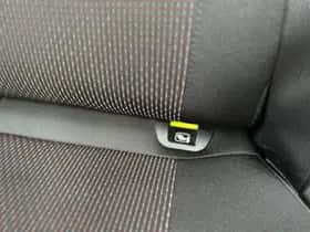 Suzuki Swift (2018) thumbnail 34