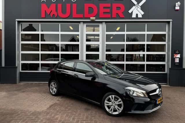 Mercedes-Benz A-Klasse (2016) thumbnail 1