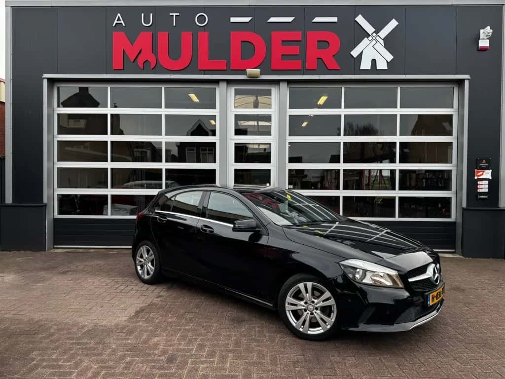 Mercedes-Benz A-Klasse (2016) — foto 1