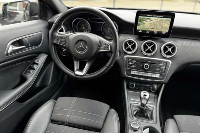 Mercedes-Benz A-Klasse (2016) thumbnail 24