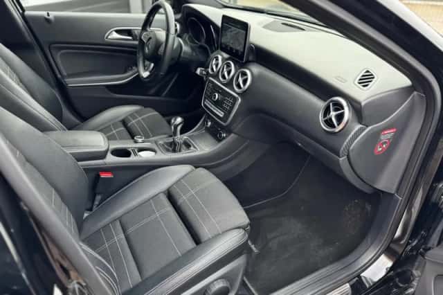 Mercedes-Benz A-Klasse (2016) thumbnail 30