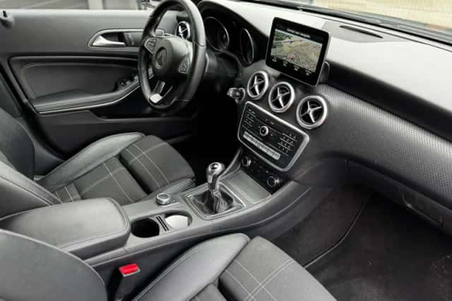 Mercedes-Benz A-Klasse (2016) thumbnail 31