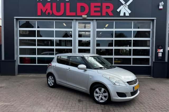 Suzuki Swift (2011) thumbnail 1