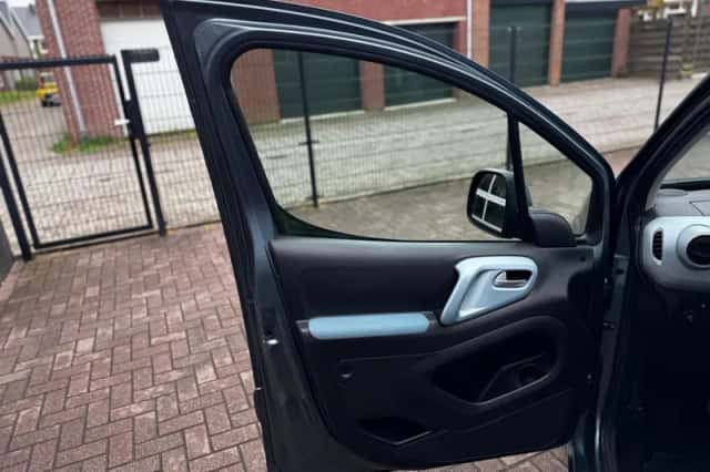 Citroën Berlingo (2012) thumbnail 12