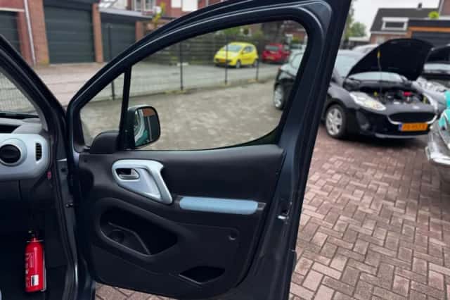 Citroën Berlingo (2012) thumbnail 33