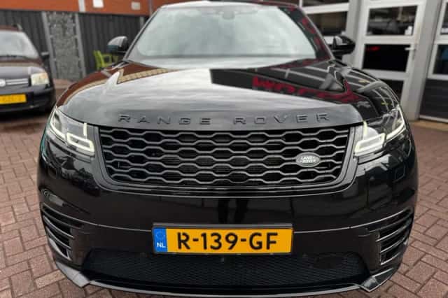 Land Rover Range Rover Velar (2017) thumbnail 12