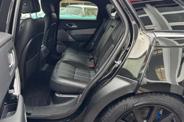 Land Rover Range Rover Velar (2017) thumbnail 30