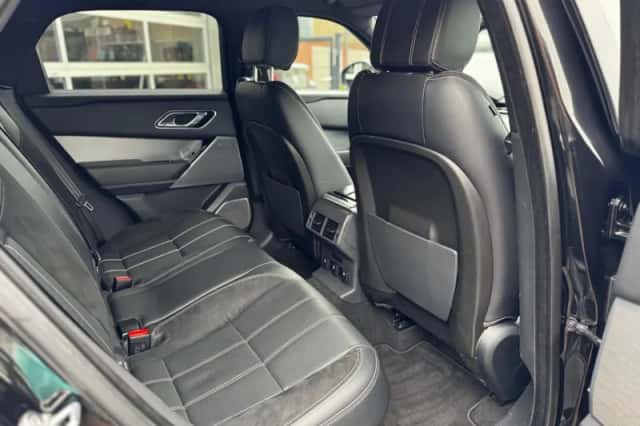 Land Rover Range Rover Velar (2017) thumbnail 41