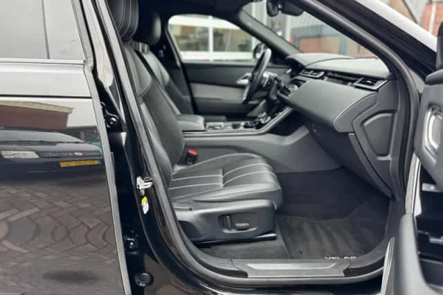 Land Rover Range Rover Velar (2017) thumbnail 48