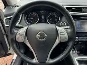 Nissan Qashqai (2016) thumbnail 18
