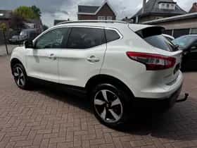 Nissan Qashqai (2016) thumbnail 7