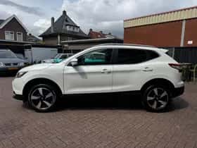 Nissan Qashqai (2016) thumbnail 8