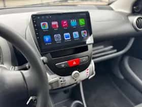 Toyota Aygo (2010) thumbnail 19