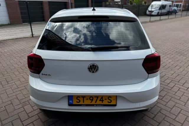 Volkswagen Polo (2018) thumbnail 5