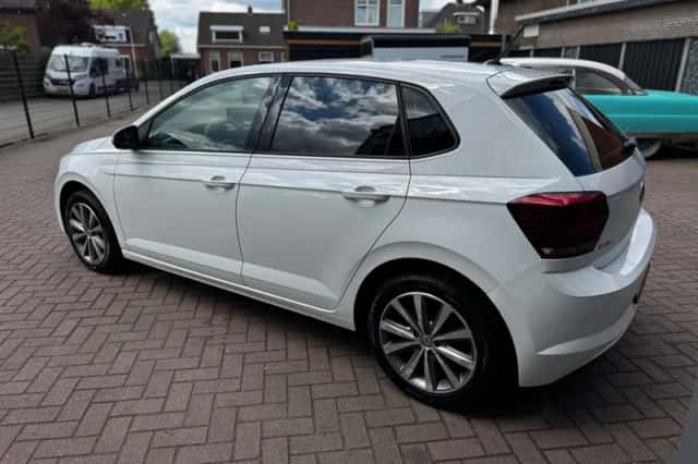 Volkswagen Polo (2018) thumbnail 6