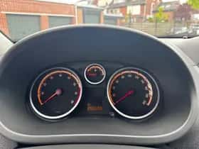 Opel Corsa (2011) thumbnail 13