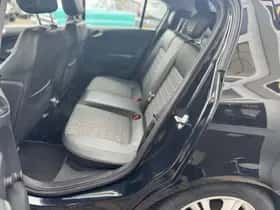 Opel Corsa (2011) thumbnail 15