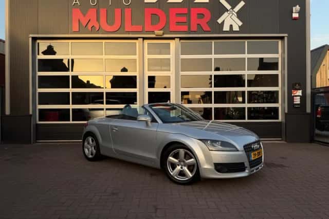 Audi TT (2009) thumbnail 1