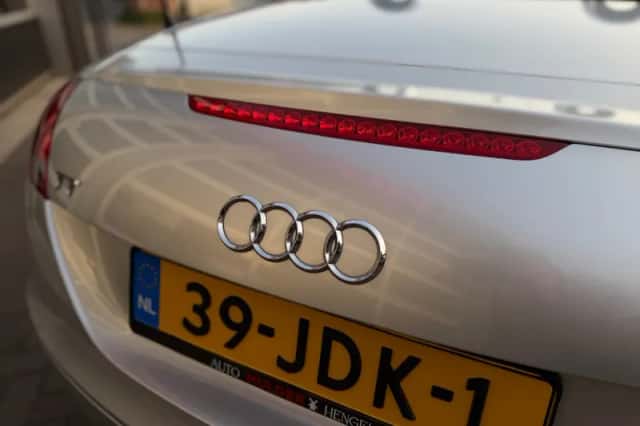 Audi TT (2009) thumbnail 13