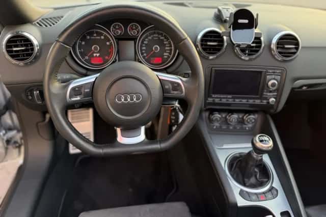 Audi TT (2009) thumbnail 22