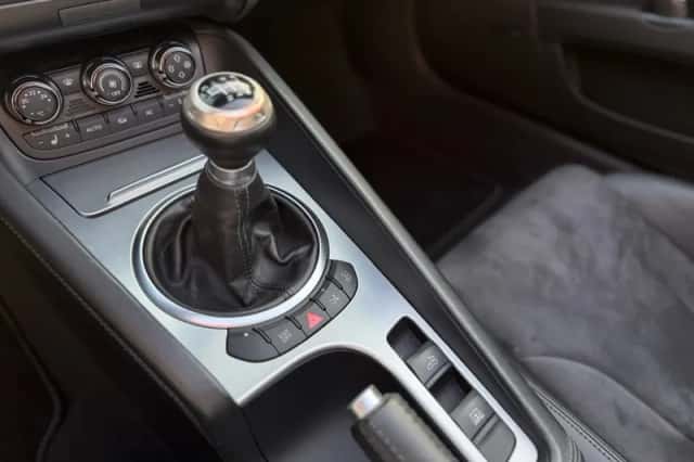 Audi TT (2009) thumbnail 26