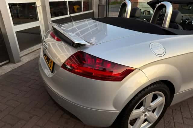 Audi TT (2009) thumbnail 30