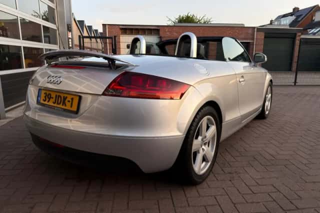 Audi TT (2009) thumbnail 31