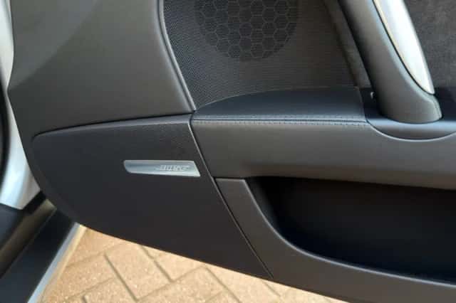 Audi TT (2009) thumbnail 38