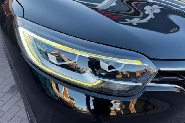 Renault Kadjar (2016) thumbnail 11