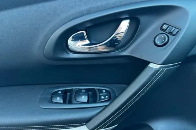 Renault Kadjar (2016) thumbnail 23
