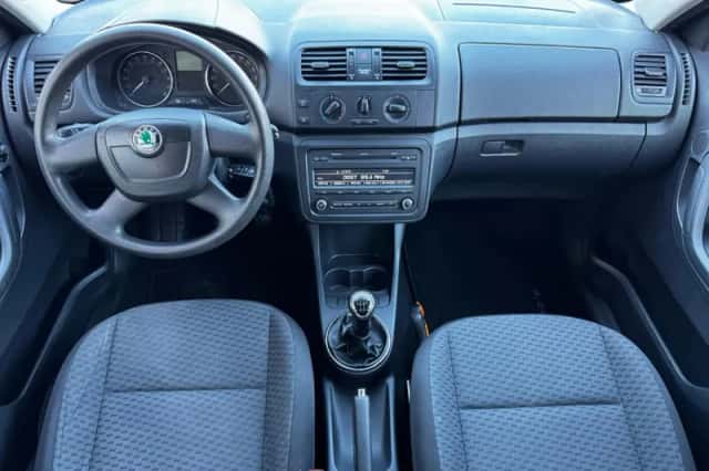 Škoda Fabia (2011) thumbnail 14
