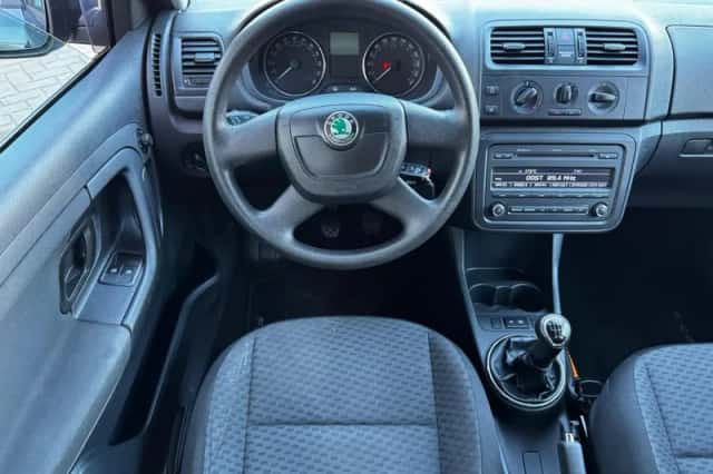 Škoda Fabia (2011) thumbnail 15