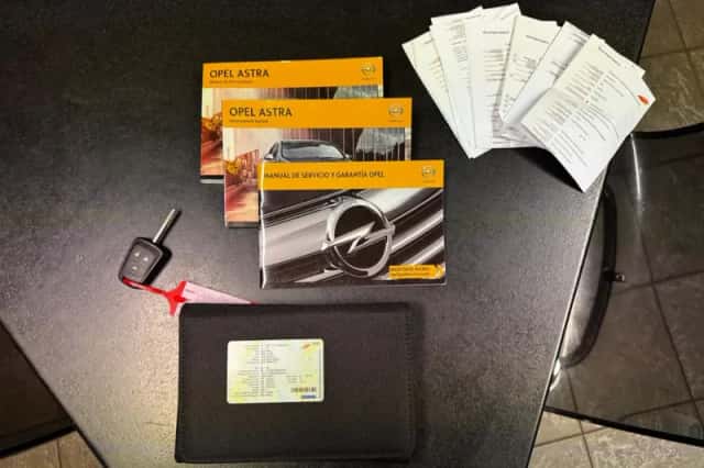 Opel Astra (2013) thumbnail 29