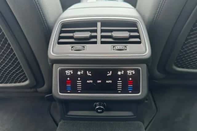 Audi A6 (2020) thumbnail 30