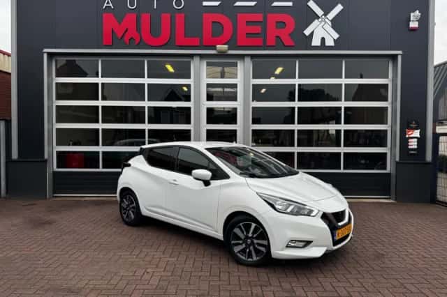 Nissan Micra (2017) thumbnail 1