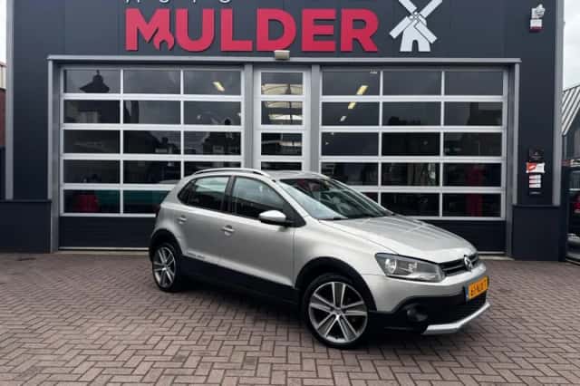 Volkswagen Polo (2010) thumbnail 1