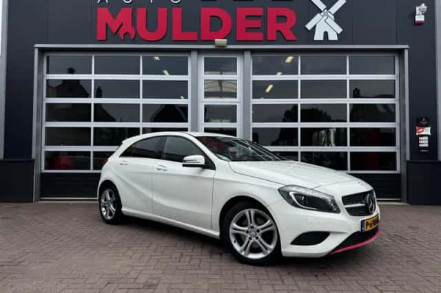 Mercedes-Benz A-Klasse (2012) thumbnail 1