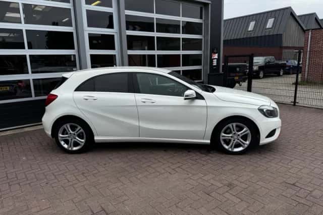 Mercedes-Benz A-Klasse (2012) thumbnail 4