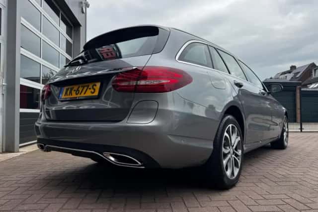 Mercedes-Benz C-Klasse (2016) thumbnail 6