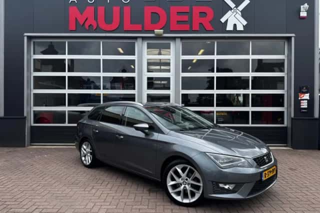 SEAT Leon (2016) thumbnail 1
